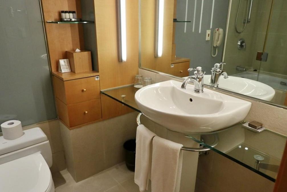 Grand โรงแรม
